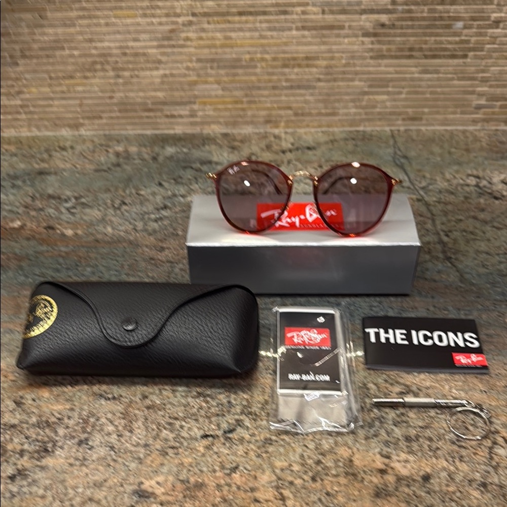 Ray-Ban Red Sunglasses Iconic Accessories